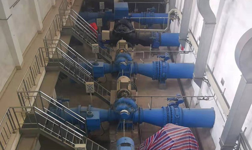 High pressure water pump